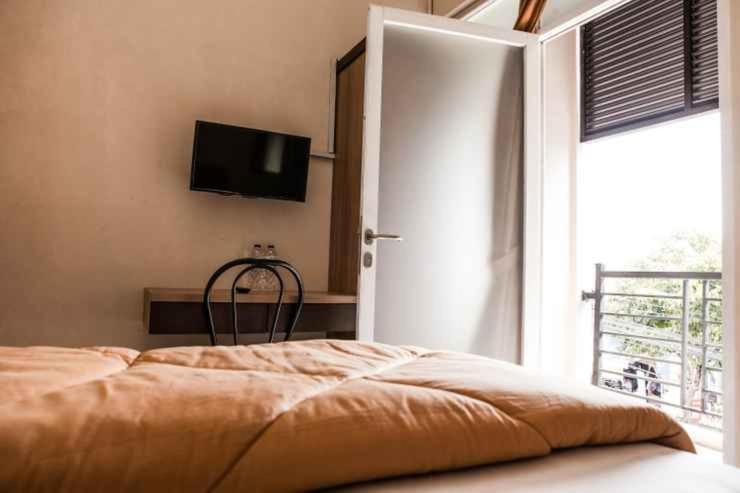 Comfy Homestay Yogyakarta Exteriör bild