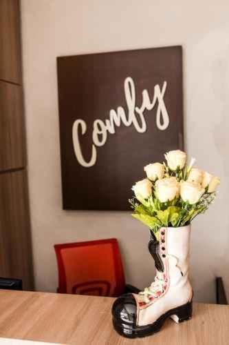 Comfy Homestay Yogyakarta Exteriör bild
